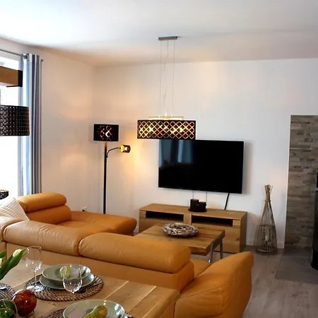 Doppelhaus - 4 Schlafzimmer Für Familien&freunde Ferienhaus *