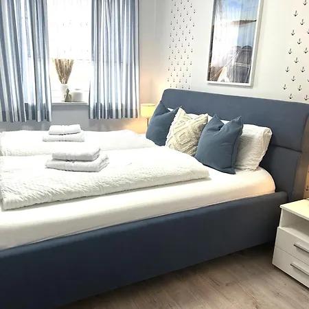 Doppelhaus - 4 Schlafzimmer Für Familien&freunde Ferienhaus *
