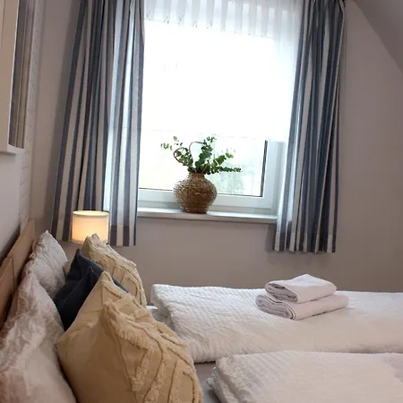 Doppelhaus - 4 Schlafzimmer Für Familien&freunde Ferienhaus *
